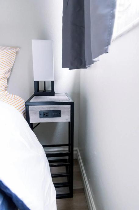 King Bed + Studio! Free Parking, Patio, Wfh Space! Сиэтл Экстерьер фото
