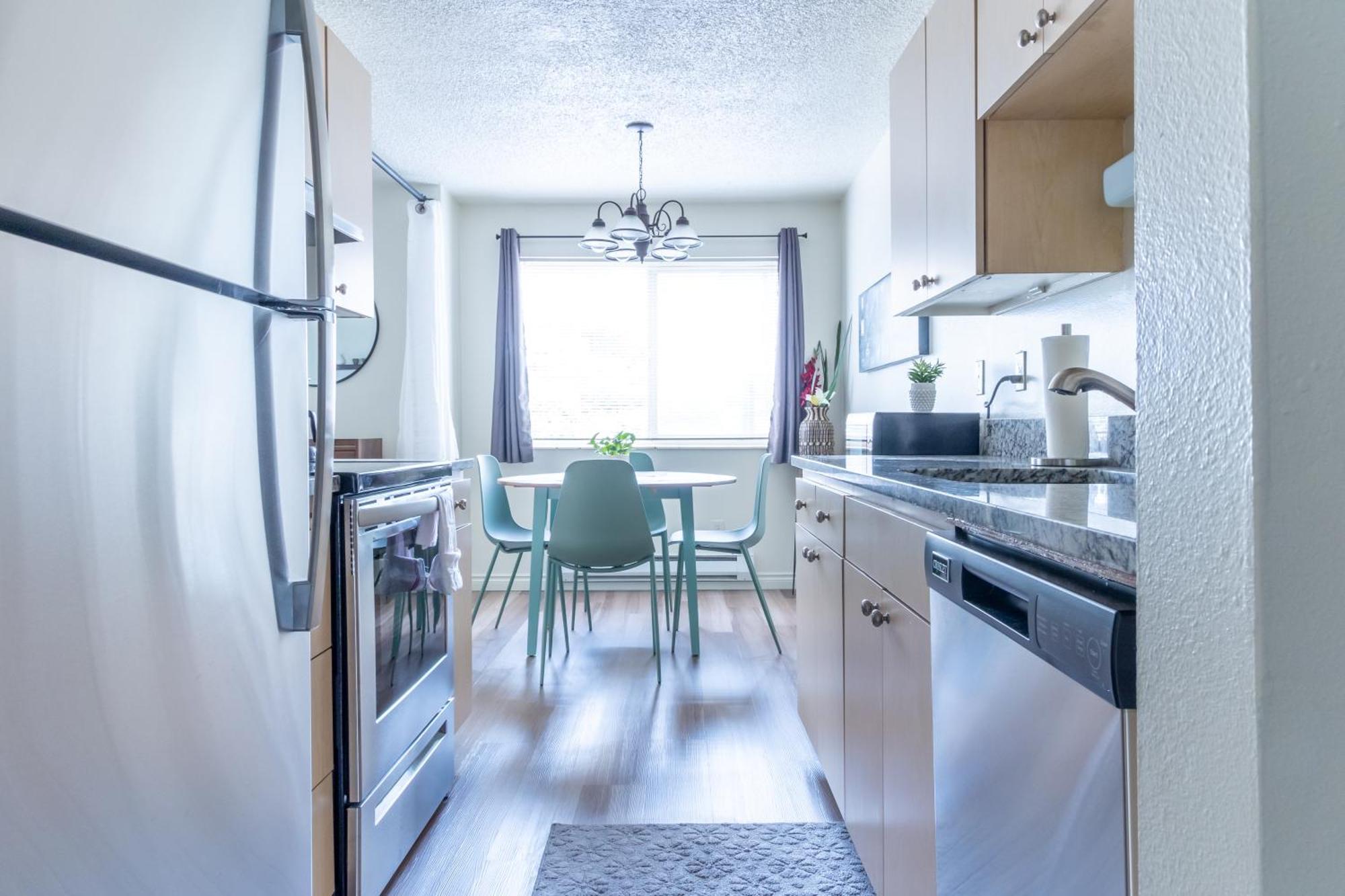 King Bed + Studio! Free Parking, Patio, Wfh Space! Сиэтл Экстерьер фото